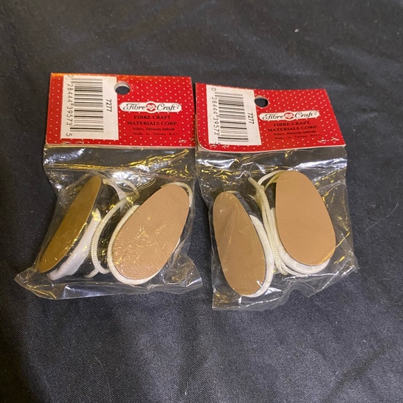 Fiber crafts black and white Mary Jane’s - Picture 2 of 2